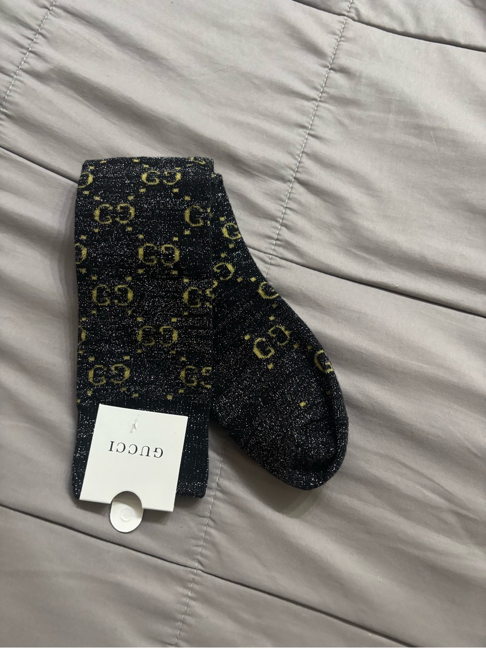 Gucci Black Knee-High Socks with Gold GG Monogram - Picture 3 of 4